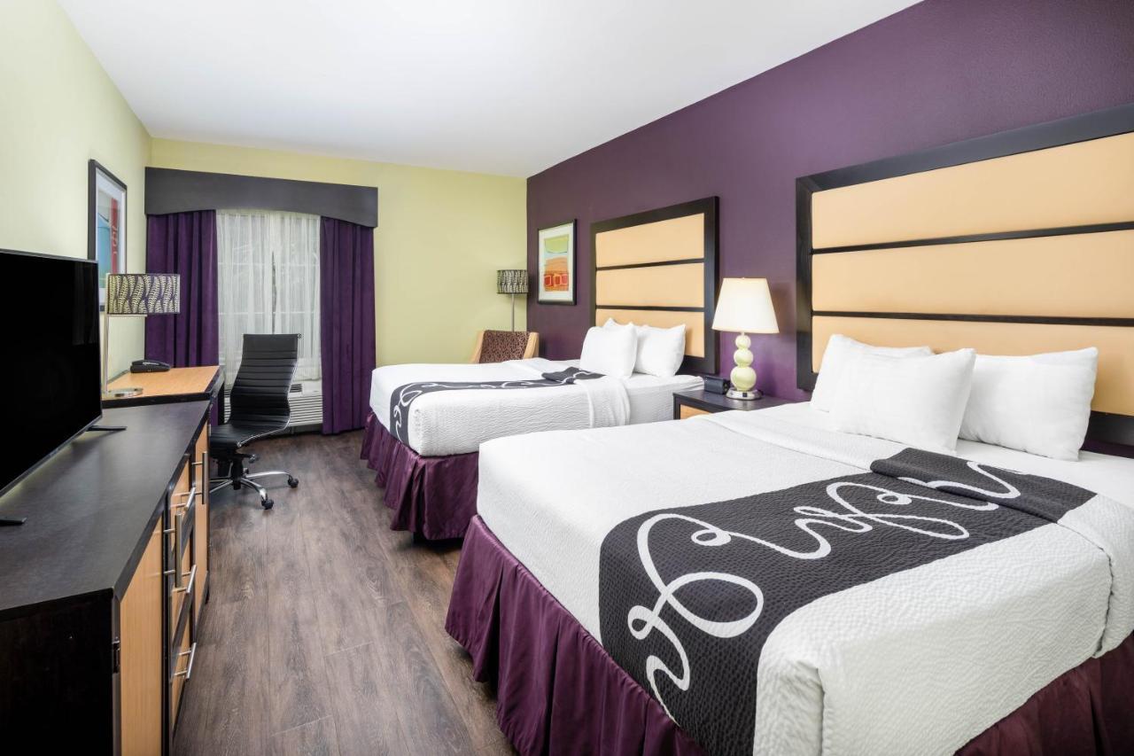La Quinta By Wyndham - Fort Stewart Hotel 3*